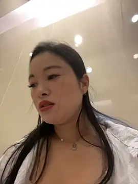 Snapshot of wish_rui0 chatting on 07/18/26, 03:22 wish rui0 online show from 07/18/26, 03:22