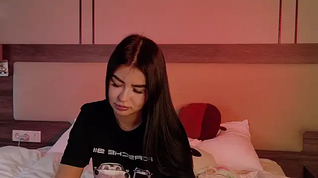leonameilee online show from 07/02/26, 06:52