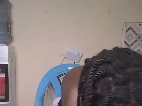 Snapshot of Tracy_Hype chatting on 06/19/26, 12:09 Tracy Hype online show from 06/19/26, 12:09