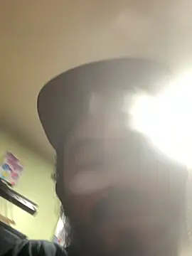 Snapshot of urratherme chatting on 06/19/26, 05:23 urratherme online show from 06/19/26, 05:23