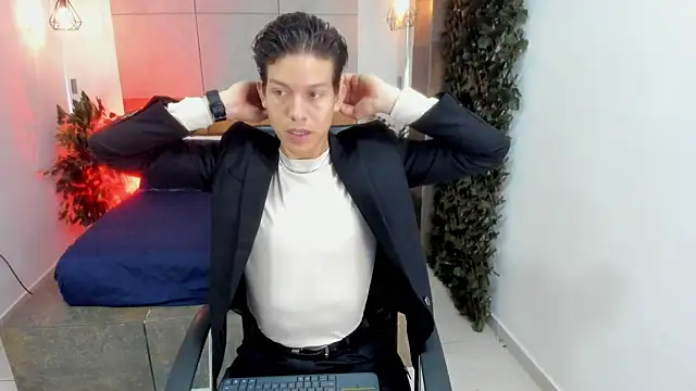 Snapshot of LevinFox chatting on 07/15/26, 11:37 LevinFox online show from 07/15/26, 11:37