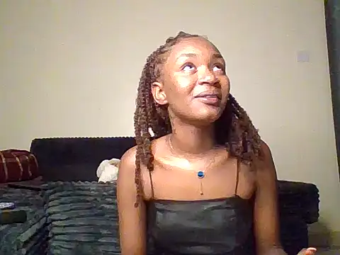 Snapshot of Lill_Miss chatting on 07/12/26, 12:01 Lill Miss online show from 07/12/26, 12:01