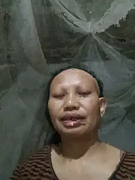 Snapshot of Ila-min chatting on 07/24/26, 11:52 Ila-min online show from 07/24/26, 11:52