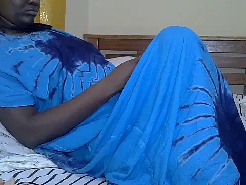 Snapshot of PrittyAnna chatting on 06/18/26, 05:08 PrittyAnna online show from 06/18/26, 05:08