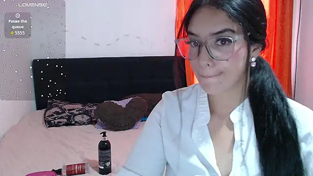 emma grace11 online show from 06/06/26, 06:23