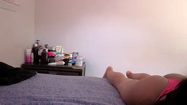 Prettywettkittycc online show from 07/17/26, 04:01