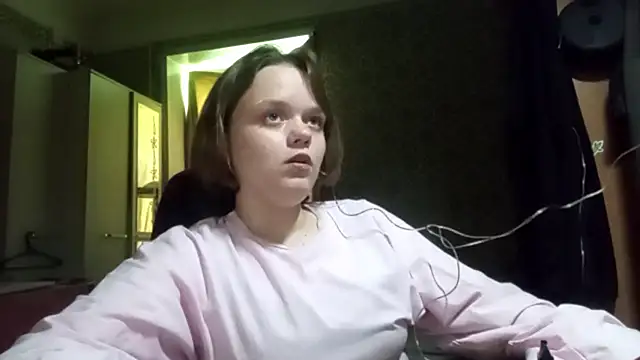 FlirtingAdele 1 online show from 06/14/26, 07:32