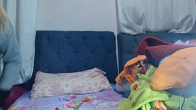 Alana sc online show from 06/25/26, 04:11