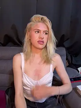 Lia-firee online show from 06/11/26, 02:44