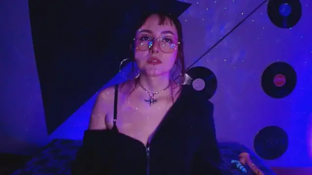 Snapshot of Allissa_Noir chatting on 08/07/26, 02:57 Allissa Noir online show from 08/07/26, 02:57