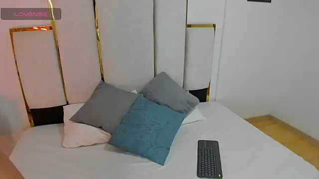 Snapshot of LiamBastien chatting on 06/19/26, 03:44 LiamBastien online show from 06/19/26, 03:44