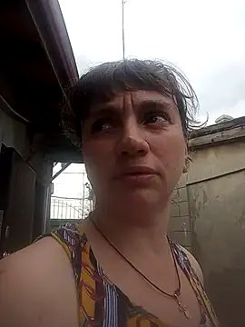 Snapshot of AnitaLove077 chatting on 07/17/26, 04:23 AnitaLove077 online show from 07/17/26, 04:23