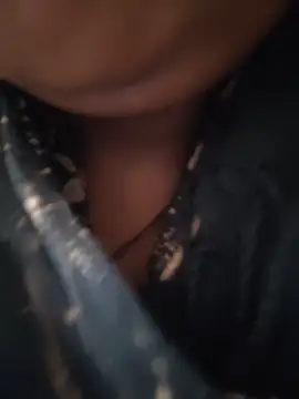 riyana tai online show from 06/18/26, 04:13