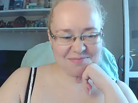 Viola27 online show from 07/29/26, 09:51