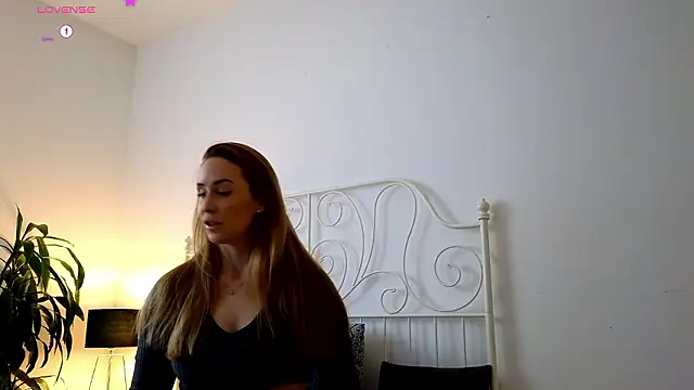 Ginnybabe  online show from 12/09/24, 11:36