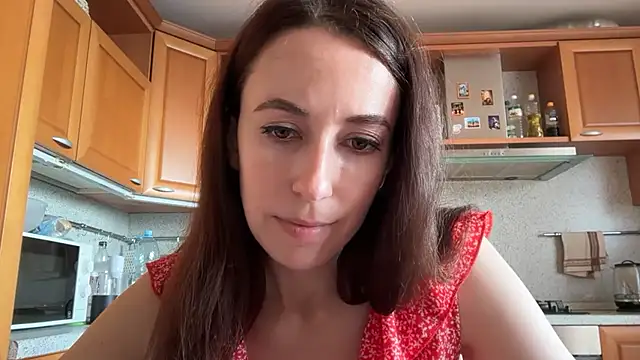 Flamingo Queen online show from 06/18/26, 03:16