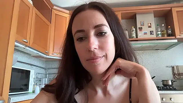 Flamingo Queen online show from 07/16/26, 06:08