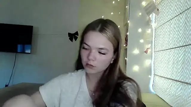 Snapshot of AvrilGillig chatting on 06/30/26, 03:13 AvrilGillig online show from 06/30/26, 03:13