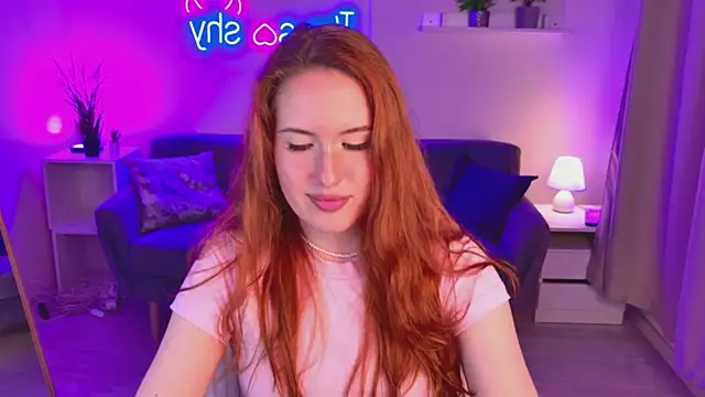 Snapshot of ChloeAster chatting on 06/30/26, 10:33 ChloeAster online show from 06/30/26, 10:33