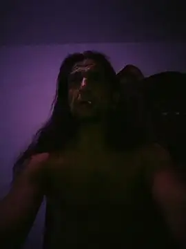 Nightcrawlers online show from 06/22/26, 03:25