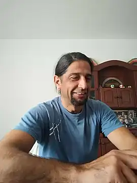 Nightcrawlers online show from 07/08/26, 07:07