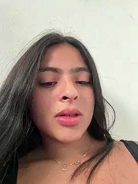 Snapshot of canelareina chatting on 06/17/26, 08:10 canelareina online show from 06/17/26, 08:10