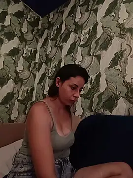 Snapshot of MichelleWoood chatting on 06/29/26, 12:50 MichelleWoood online show from 06/29/26, 12:50