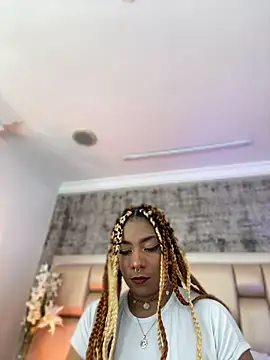 Snapshot of Aria_Peach_ chatting on 07/15/26, 08:36 Aria Peach online show from 07/15/26, 08:36