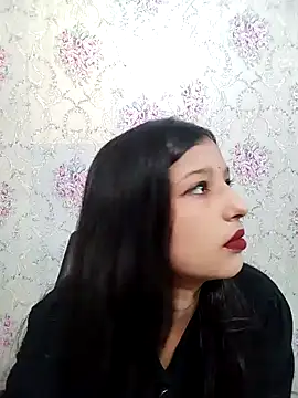Queen Rosyy online show from 06/14/26, 03:41
