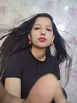 Queen Rosyy online show from 06/29/26, 02:51