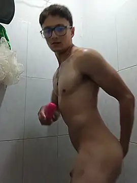 Davitfitnosuke online show from 07/15/26, 01:11