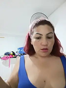 Snapshot of Agata_Traviesa chatting on 07/20/26, 02:04 Agata Traviesa online show from 07/20/26, 02:04