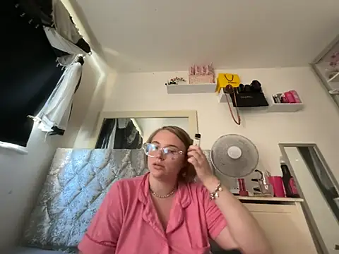 Violetsinxx online show from 06/23/26, 01:31