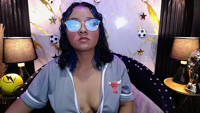 JuicyBoobix online show from 06/11/26, 01:31