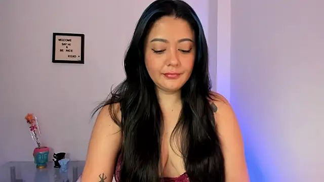 LauraToro  online show from 01/19/26, 03:16