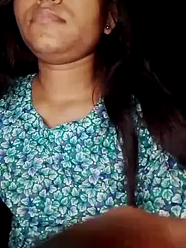 Ishaniya online show from 07/15/26, 08:41