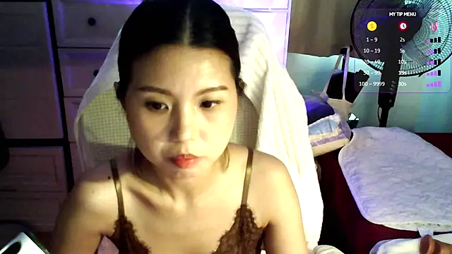 urgrl portia online show from 07/22/26, 10:18