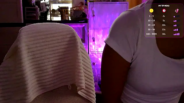 urgrl portia online show from 07/24/26, 09:51
