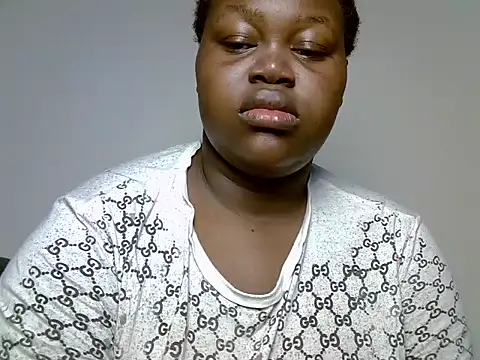 Snapshot of Tashazbabe chatting on 07/19/26, 03:54 Tashazbabe online show from 07/19/26, 03:54