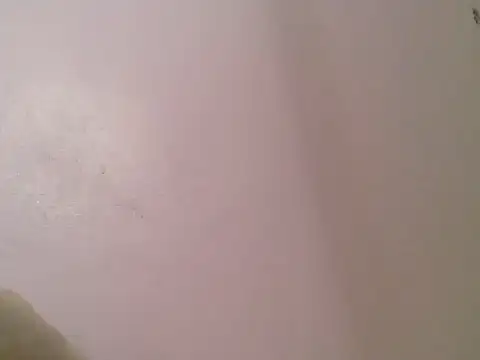 Snapshot of cute_bee chatting on 06/09/26, 05:35 cute bee online show from 06/09/26, 05:35