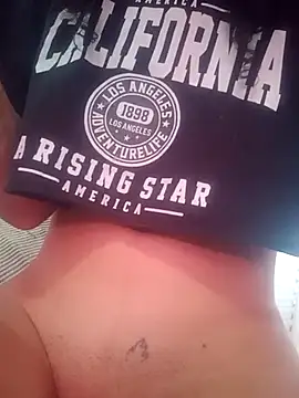 bonequinhaGatinha online show from 07/25/26, 11:19