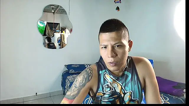 Snapshot of ihan_hot chatting on 06/18/26, 04:35 ihan hot online show from 06/18/26, 04:35