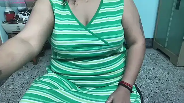 Snapshot of ayendrila_2 chatting on 06/21/26, 01:35 ayendrila 2 online show from 06/21/26, 01:35