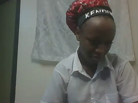 Sweet-cherrry online show from 07/14/26, 09:03