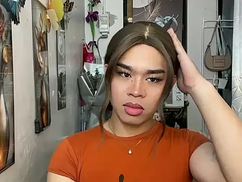Snapshot of Horny_HoneyX chatting on 07/18/26, 03:38 Horny HoneyX online show from 07/18/26, 03:38