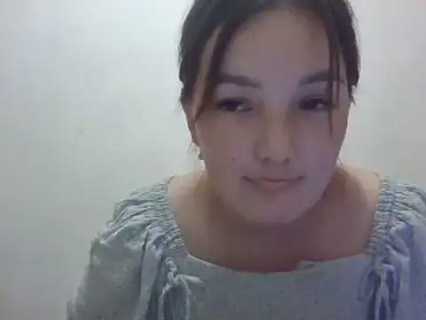 Snapshot of AnelyaMaya chatting on 06/15/26, 06:43 AnelyaMaya online show from 06/15/26, 06:43