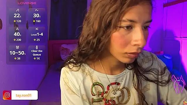 Snapshot of Siena_sofia chatting on 06/19/26, 08:18 Siena sofia online show from 06/19/26, 08:18