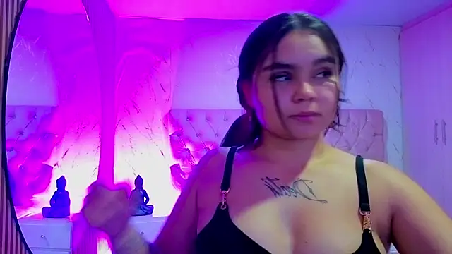 Snapshot of TifanyRoseX chatting on 06/11/26, 12:32 TifanyRoseX online show from 06/11/26, 12:32