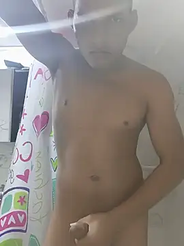 Snapshot of Juniorluzardo chatting on 07/29/26, 08:29 Juniorluzardo online show from 07/29/26, 08:29