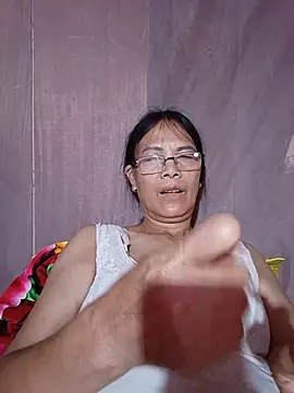 Snapshot of KK_sexyy chatting on 06/15/26, 06:21 KK sexyy online show from 06/15/26, 06:21
